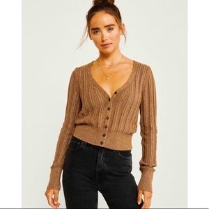 Abercrombie & Fitch Cropped Button Down Cardigan (S)